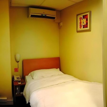 Goodrich Hotel Гонконг Экстерьер фото