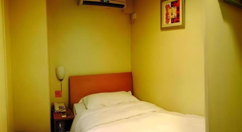 Goodrich Hotel Гонконг Экстерьер фото