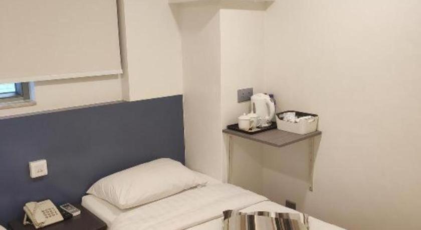 Goodrich Hotel Гонконг Экстерьер фото